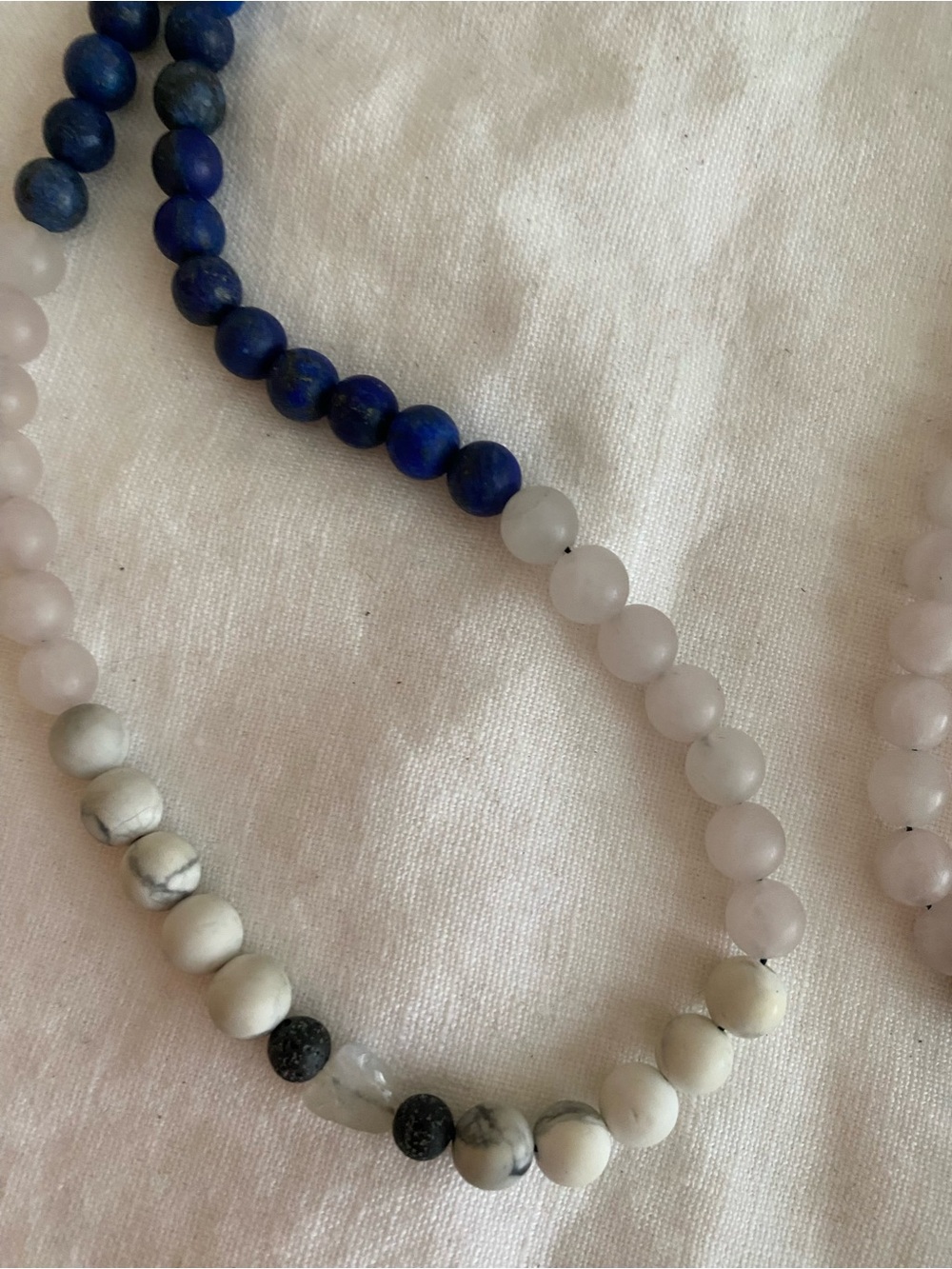 Lapis lazuli and rose quartz Mala necklace - Picture 3 of 5